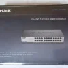 Unmanaged desktop switch D-Link DES-1024D for office networks