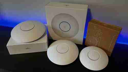 Wall or ceiling-mounted Wi-Fi 6 AP in Kenya