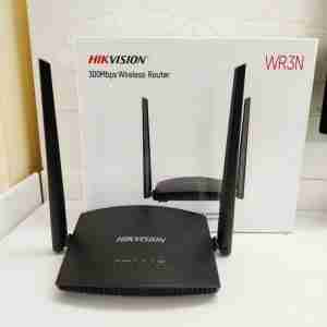 Hikvision DS-3WR4G3N 300Mbps 4G LTE Router Hikvision 4G Wi-Fi Router with Dual Antennas High-Speed Hikvision 4G LTE Router Front View Hikvision DS-3WR4G3N Nano SIM Router Wireless 4G LTE Router 2.4GHz 300Mbps Hikvision Desktop 4G Router for Home and Business