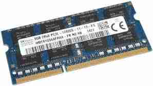 HYNIX DDR3L 8GB laptop memory front view HYNIX DDR3L RAM module on white background 8GB DDR3L 1600MHz Hynix laptop RAM HYNIX SO-DIMM RAM installed in laptop HYNIX low voltage laptop RAM HYNIX DDR3L 8GB memory stick close-up