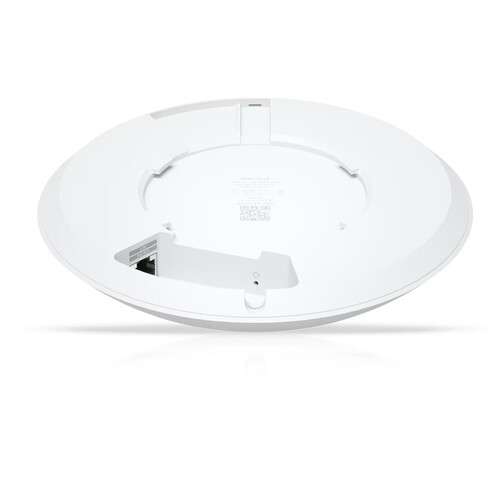 Ubiquiti long-range WiFi 7 access point with 2.5 GbE uplink